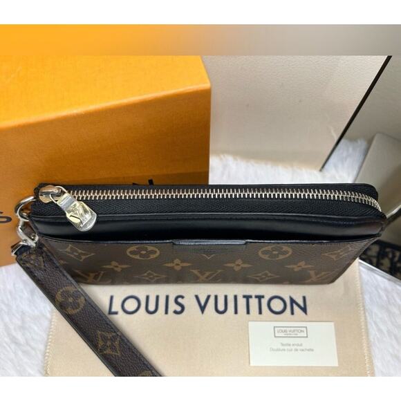 Louis Vuitton Black Macassar Zippy Dragonne Wristlet Monogram Wallet - Picture 3 of 11